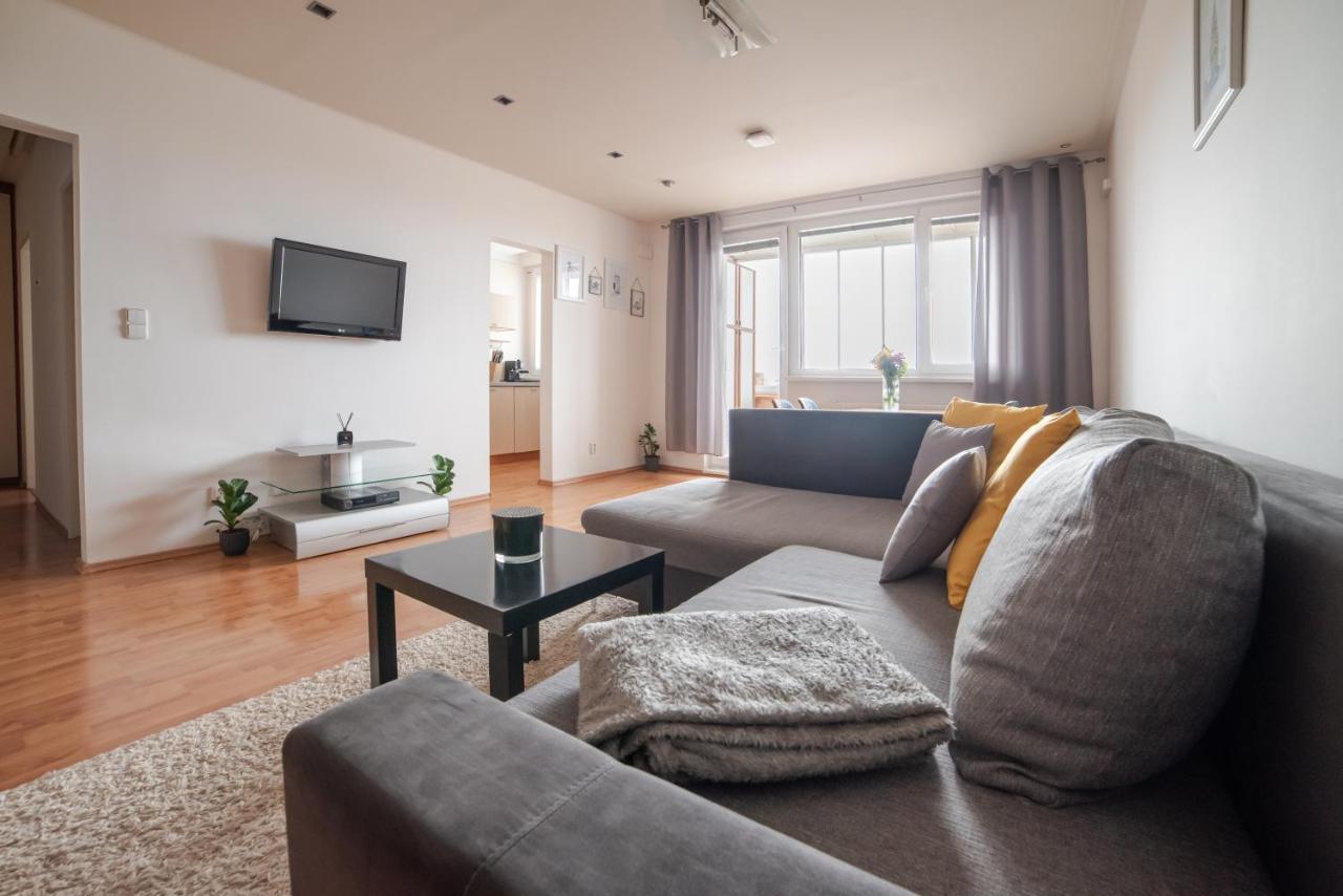 Strawberry Apartment براتسيلافا المظهر الخارجي الصورة