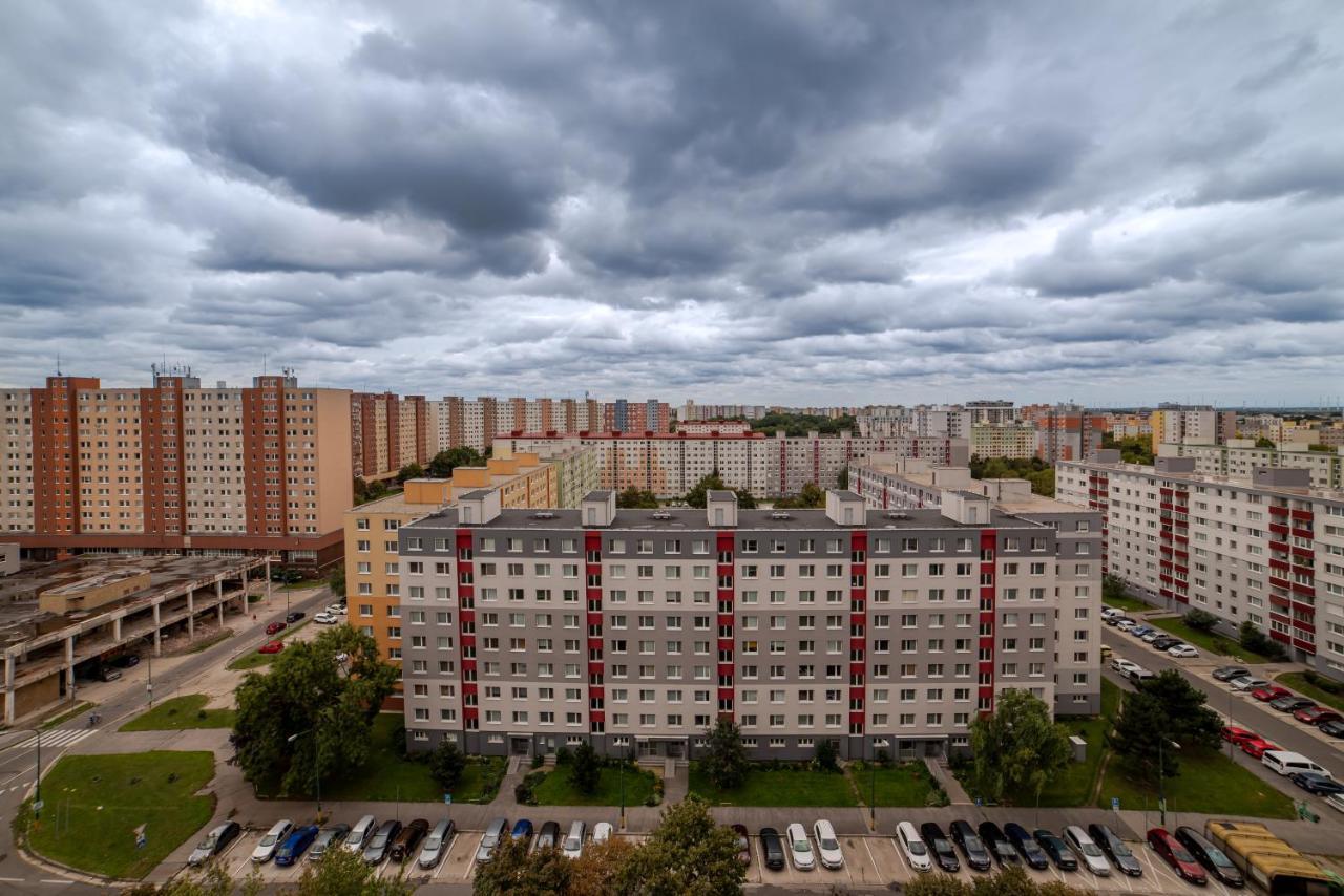 Strawberry Apartment براتسيلافا المظهر الخارجي الصورة